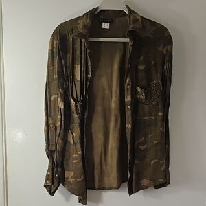 Venus Women's Camouflage Button Down Shirt